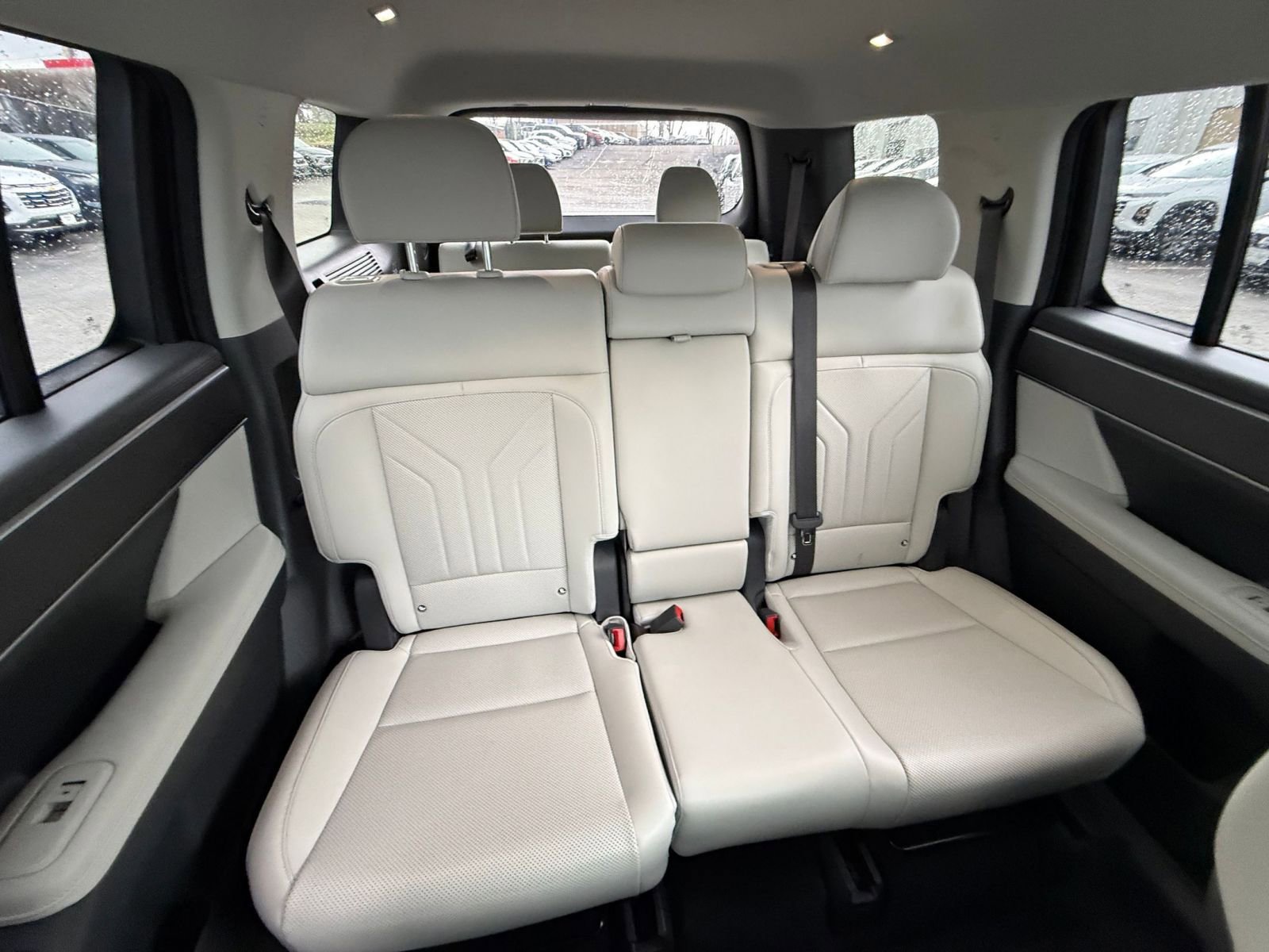 Used 2025 Hyundai Santa Fe SEL image 41