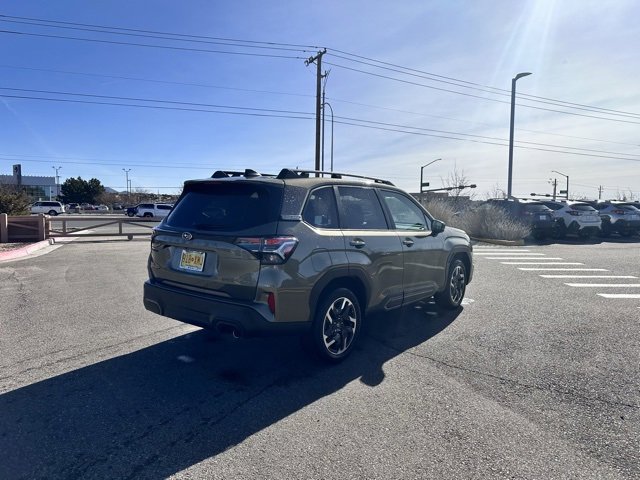 Used 2025 Subaru Forester Limited image 2