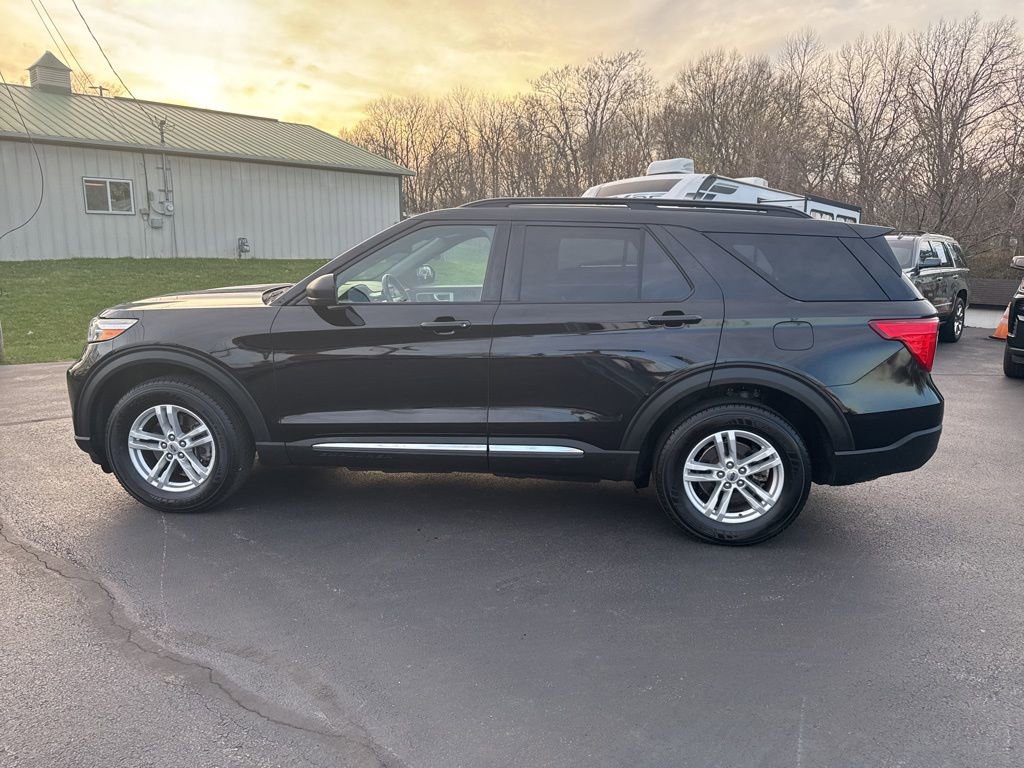 Used 2020 Ford Explorer XLT AWD/4WD image 8