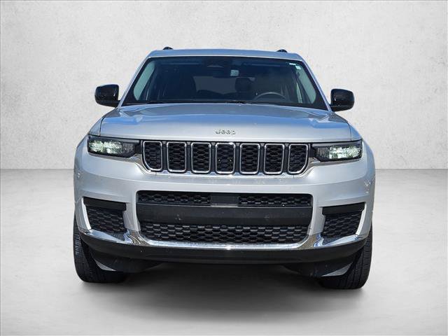 Used 2023 Jeep Grand Cherokee L Laredo AWD/4WD image 2