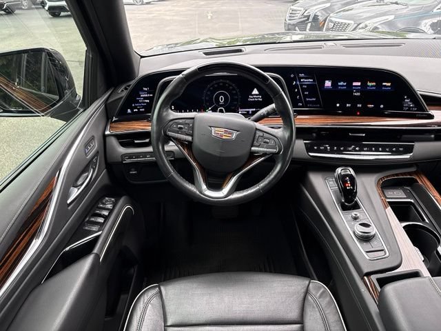 Used 2023 Cadillac Escalade ESV Premium Luxury w/ LPO, Floor Liner Package AWD/4WD image 21