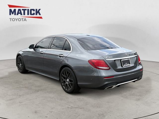 Used 2017 Mercedes-Benz E 300 4MATIC image 5
