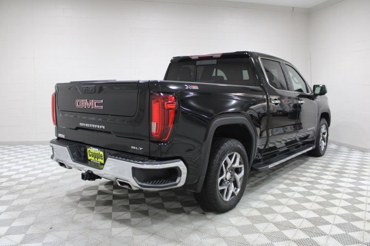 Used 2023 GMC Sierra 1500 SLT w/ SLT Premium Package AWD/4WD image 11