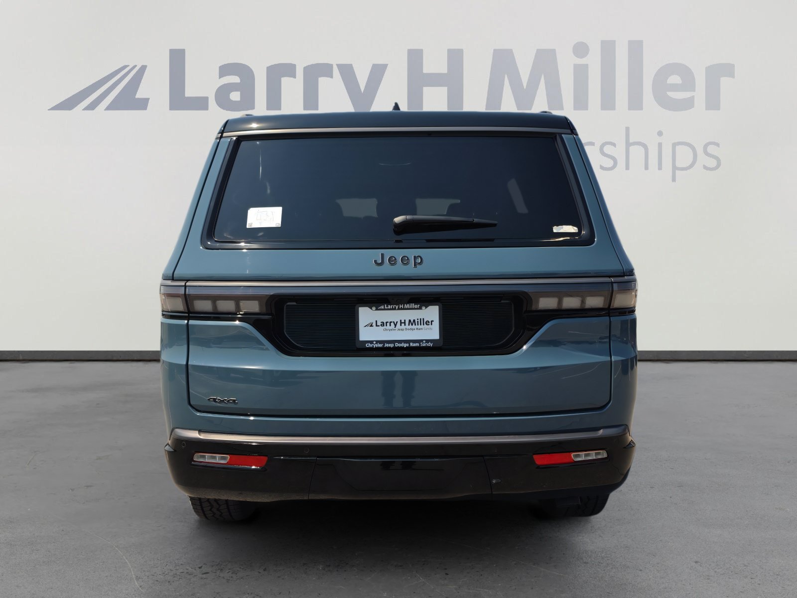 New 2026 Jeep Grand Wagoneer 4WD image 4