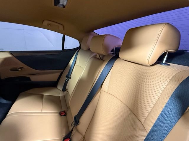 Certified 2024 Lexus ES 300h w/ Premium Package FWD image 25