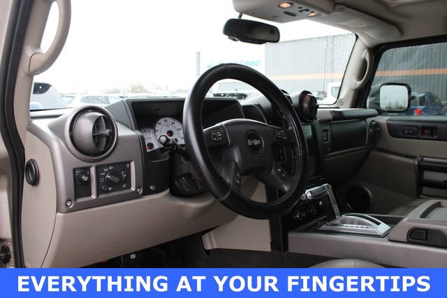 Used 2004 HUMMER H2 w/ Preferred Equipment Group image 2