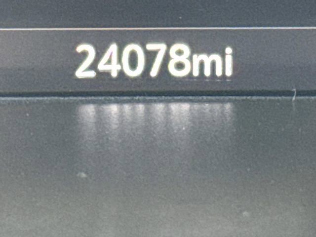 Used 2022 GMC Canyon AT4 w/ Trailering Package image 32