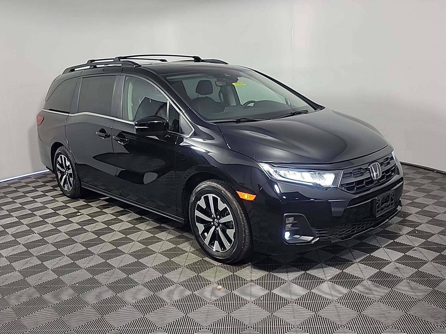 Certified 2025 Honda Odyssey EX-L image 1