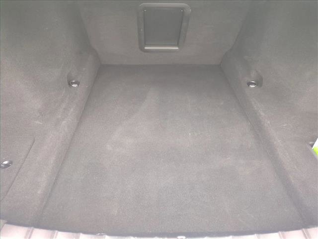 Used 2023 BMW 740i w/ Parking Assistance Package RWD image 6