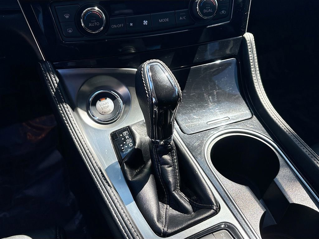 Used 2022 Nissan Maxima Platinum w/ Sport Mat Group FWD image 17