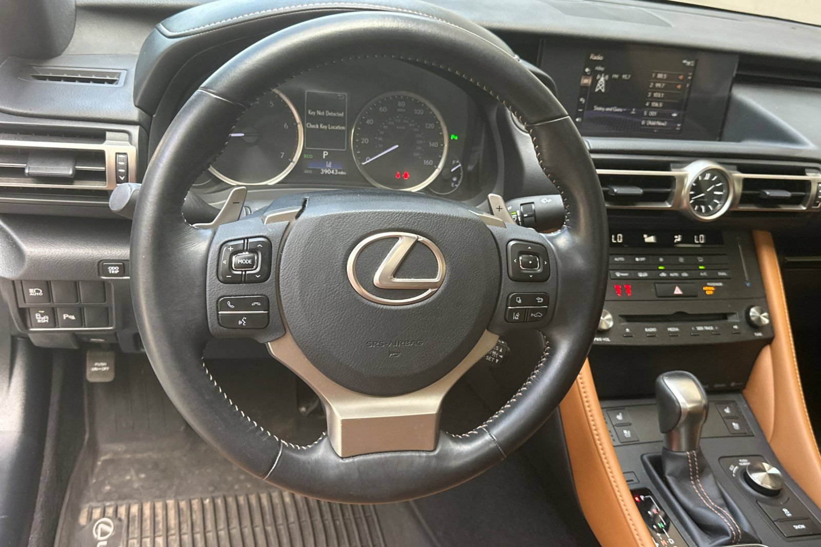 Used 2019 Lexus RC 300 w/ Premium Package RWD image 17
