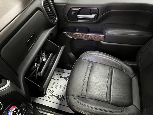 Used 2022 GMC Sierra 3500 Denali w/ Denali Ultimate Package AWD/4WD image 40