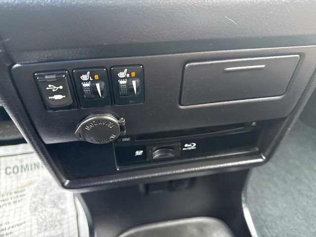 Used 2016 Toyota Sienna Limited Premium image 27