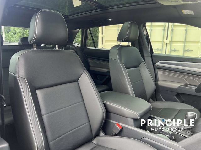 Certified 2023 Volkswagen Atlas Cross Sport SEL AWD/4WD image 35