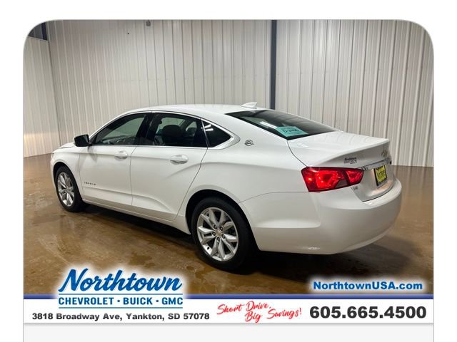 Used 2017 Chevrolet Impala LT image 3