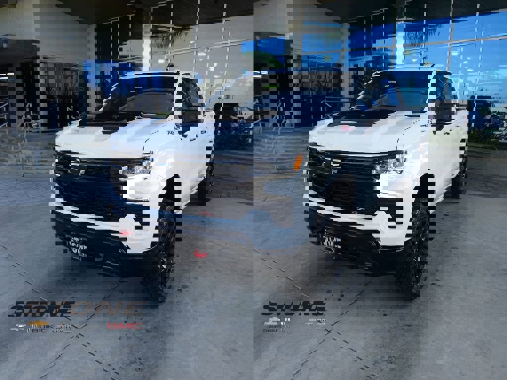 New 2026 Chevrolet Silverado 1500 LT Trail Boss w/ Convenience Package II image 3