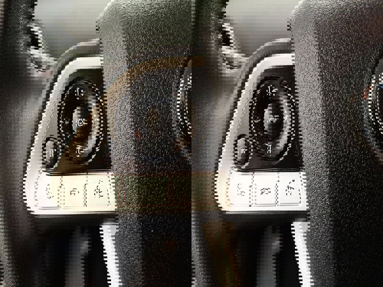 Used 2018 Toyota Prius Prime Advanced image 17