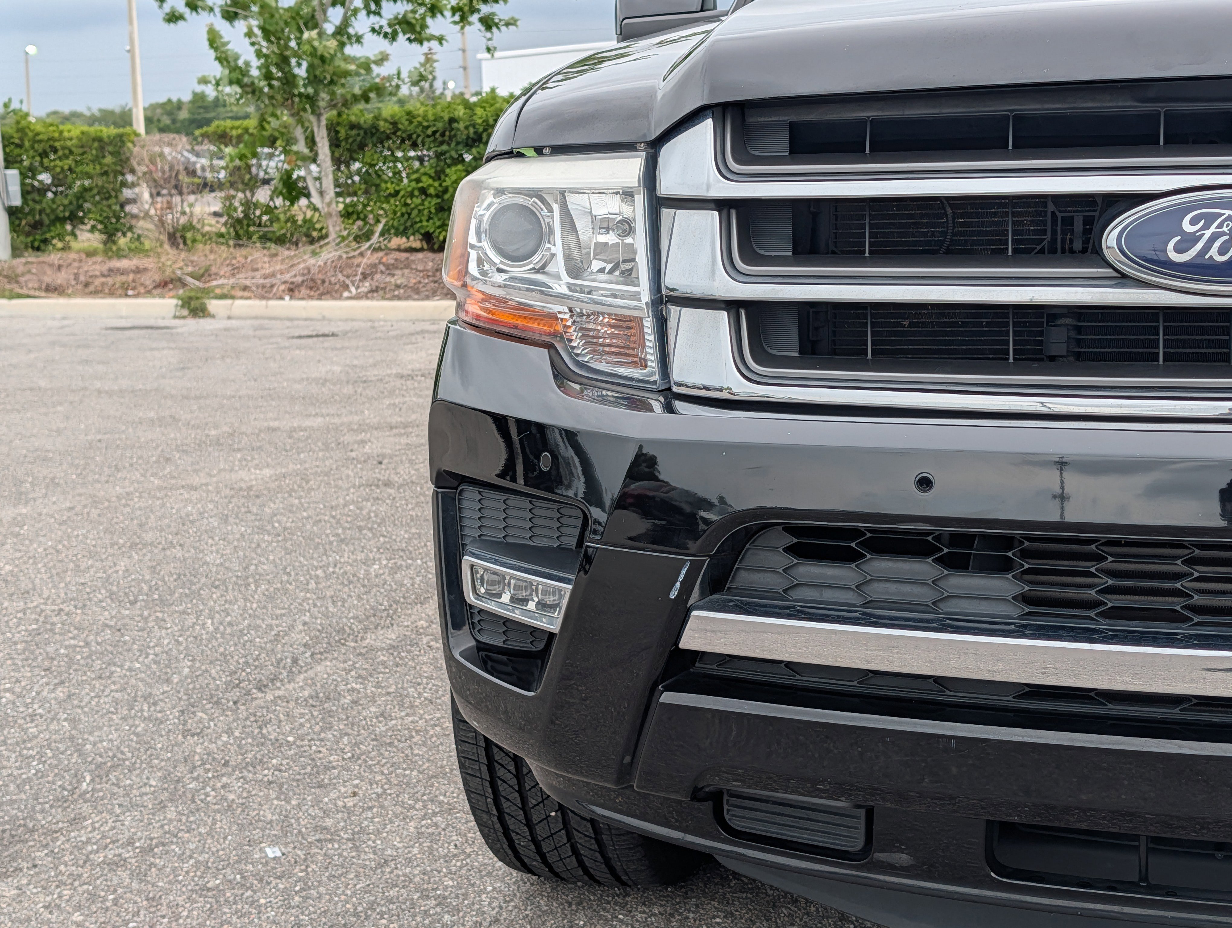 Used 2017 Ford Expedition EL Limited RWD image 9