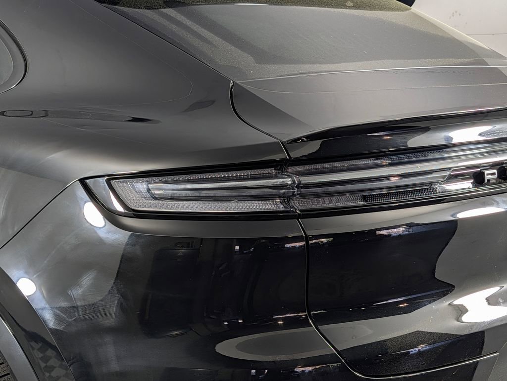 Certified 2025 Porsche Cayenne S image 16