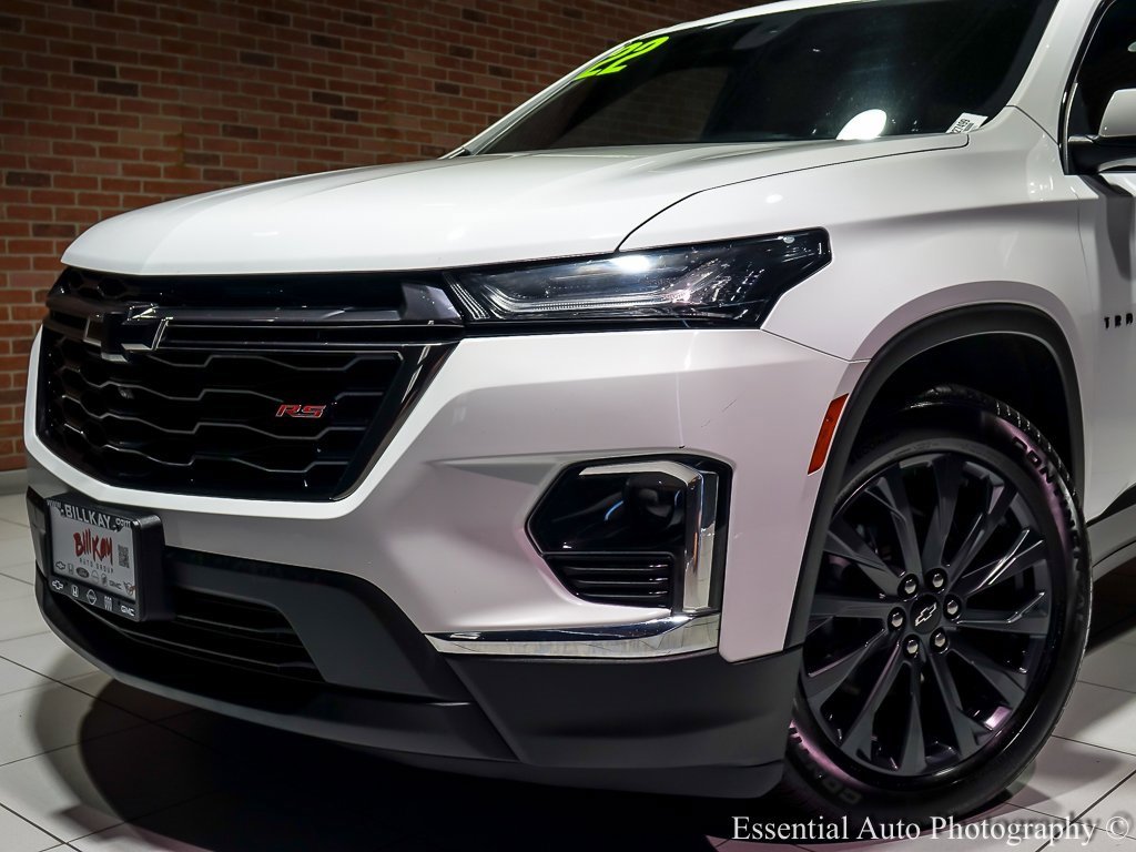 Used 2022 Chevrolet Traverse RS image 4