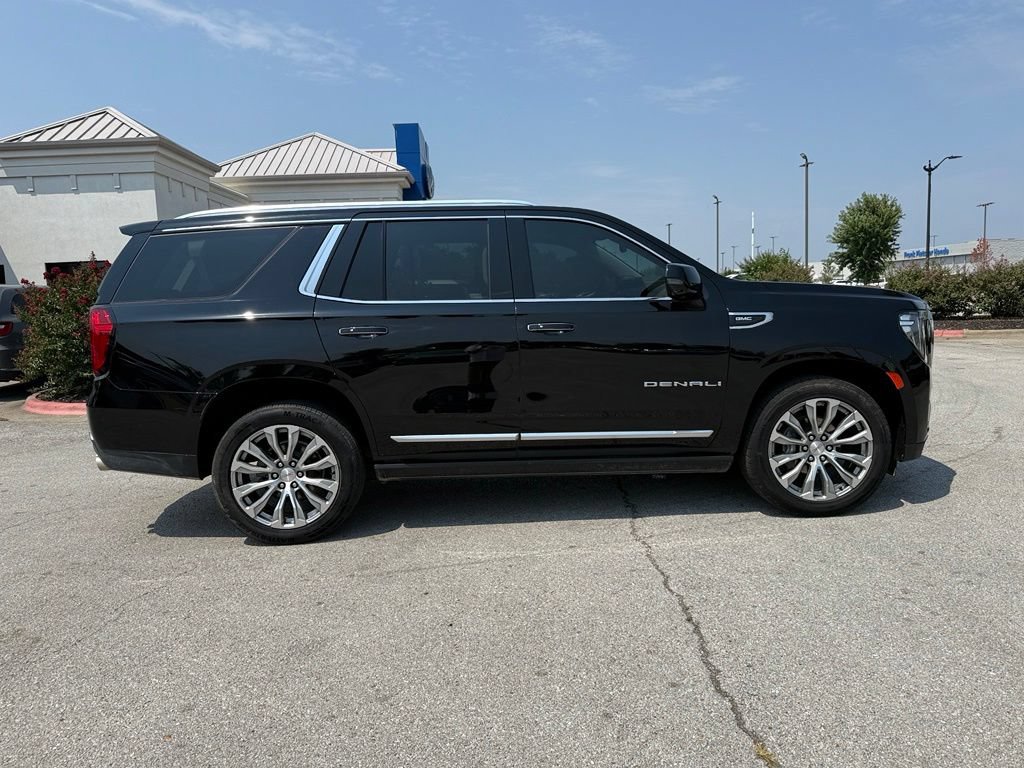 Used 2022 GMC Yukon Denali AWD/4WD image 8
