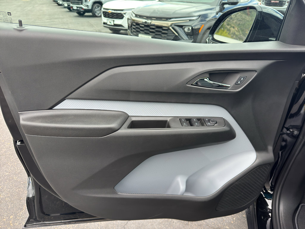 New 2027 Chevrolet Bolt RS FWD image 17