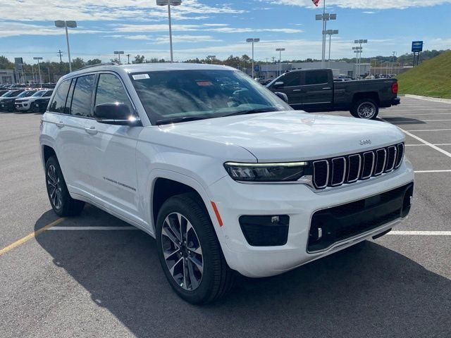 New 2025 Jeep Grand Cherokee Overland image 2