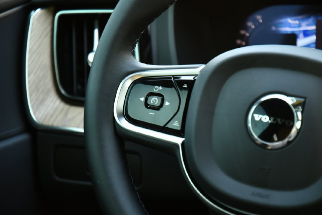 New 2027 Volvo XC60 B5 Core AWD/4WD image 23