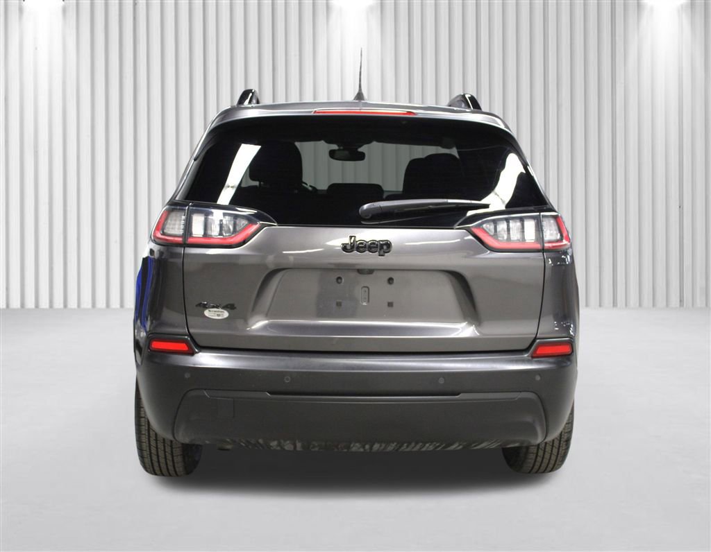 Used 2021 Jeep Cherokee Latitude Plus image 4