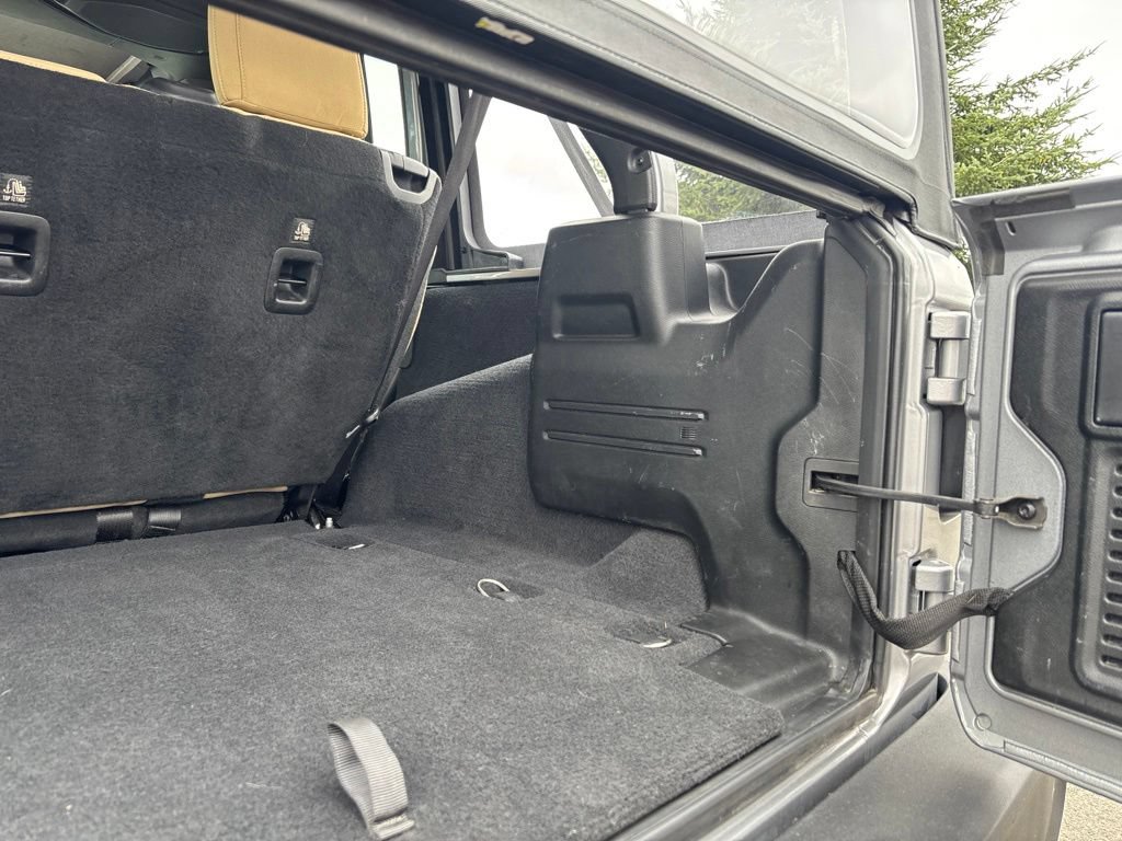 Used 2018 Jeep Wrangler Unlimited Sport AWD/4WD image 38