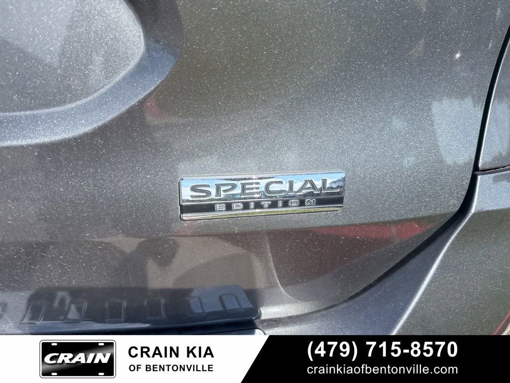 Used 2020 Nissan Rogue S w/ Special Edition Package FWD image 13