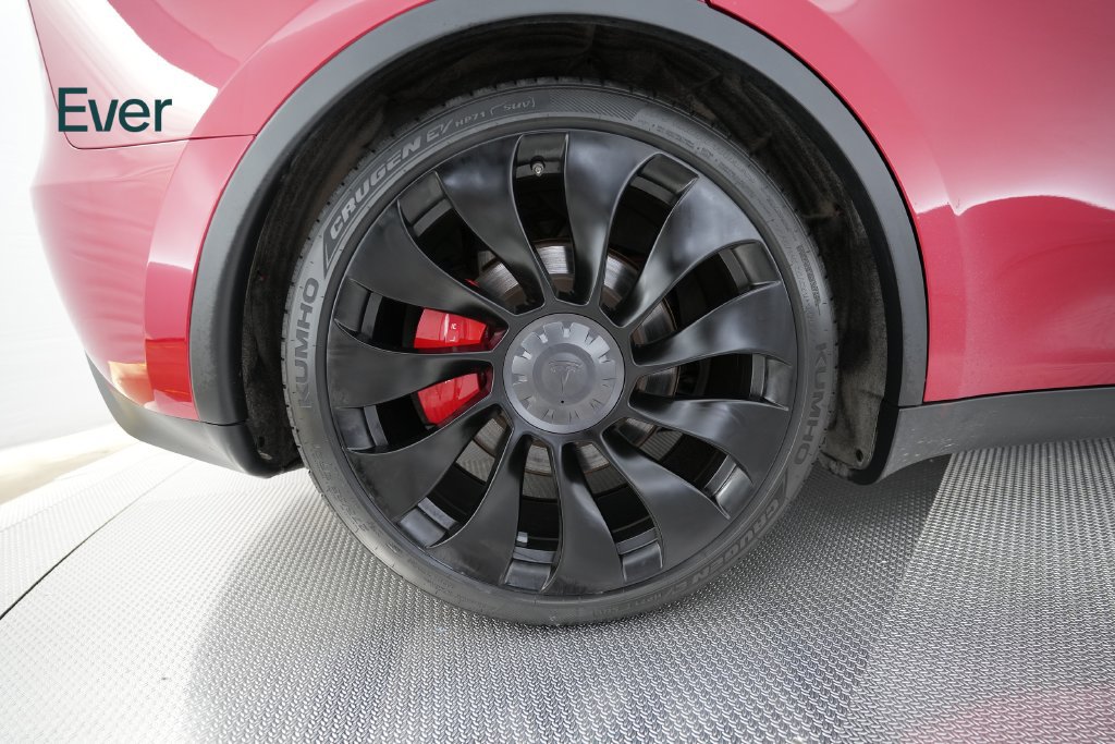 Used 2023 Tesla Model Y Long Range AWD/4WD image 9