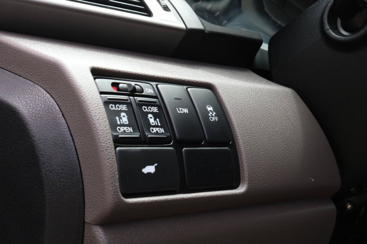 Used 2016 Honda Odyssey EX-L image 23
