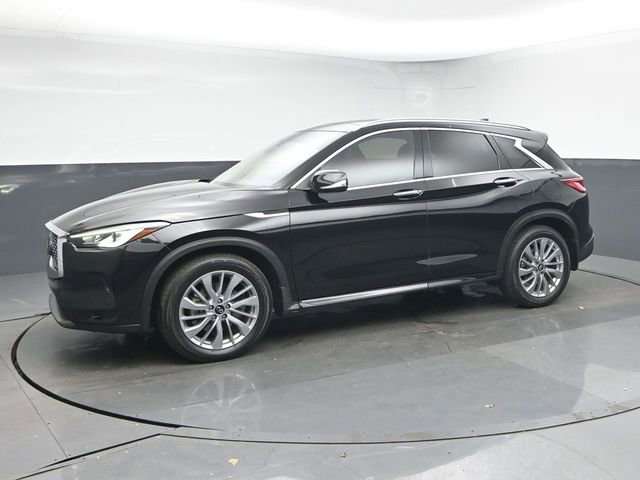 Used 2023 INFINITI QX50 Luxe image 4