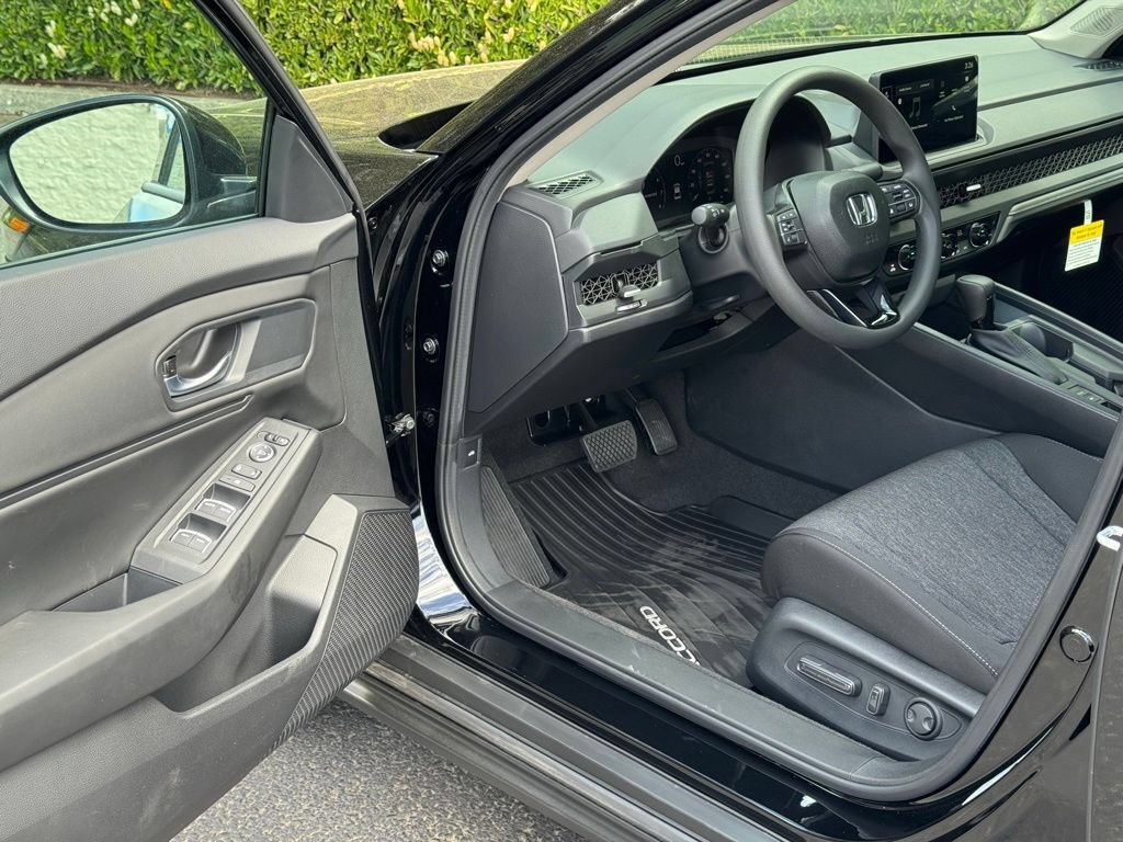 Certified 2026 Honda Accord SE image 6