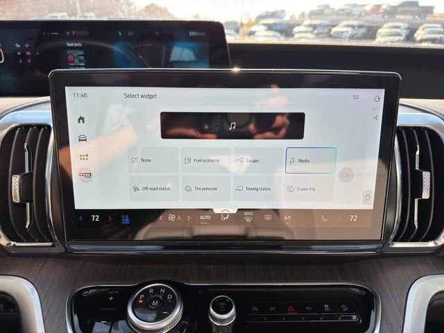 Used 2025 Ford Expedition Max Platinum w/ Platinum Ultimate Package image 42