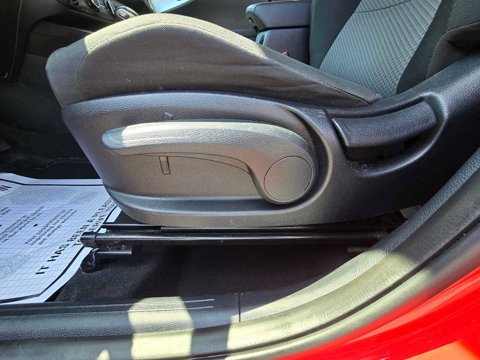 Used 2023 Kia Soul LX FWD image 18