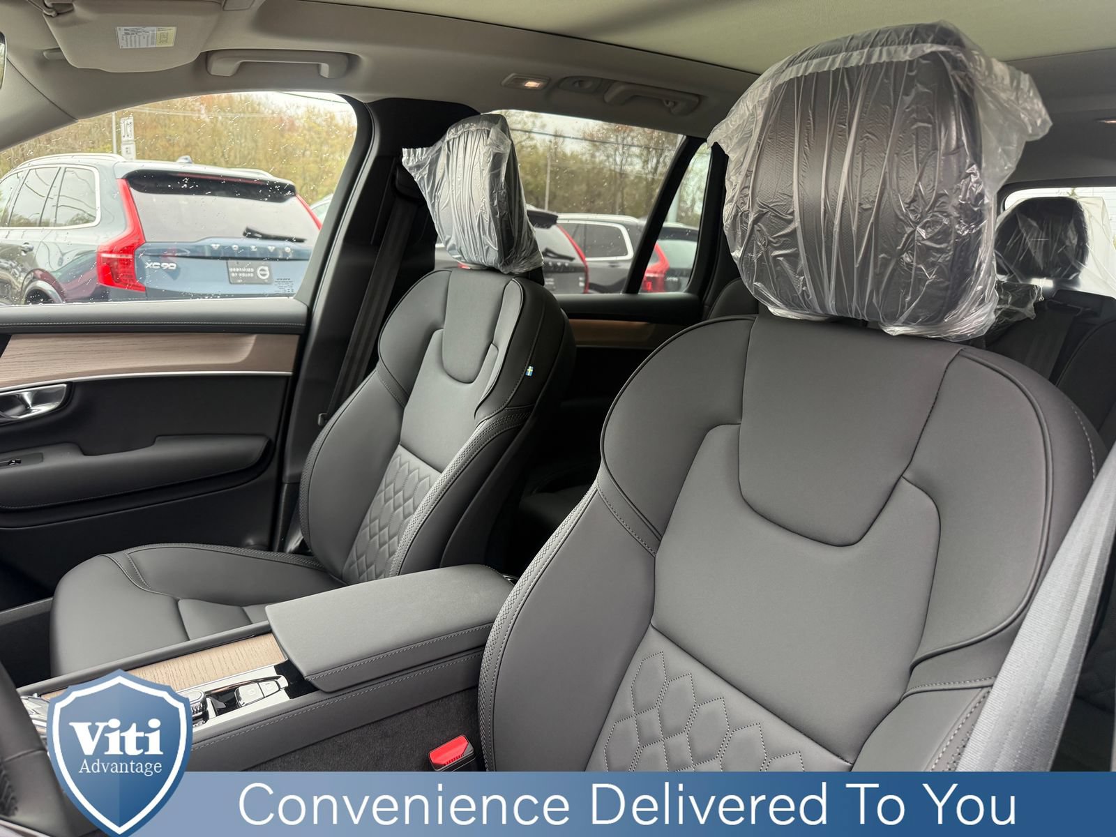 New 2026 Volvo XC90 B6 Plus w/ Protection Package Premier AWD/4WD image 13