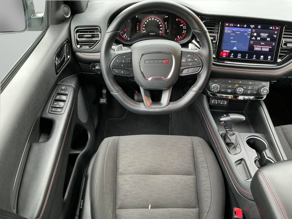 Used 2025 Dodge Durango GT AWD/4WD image 3