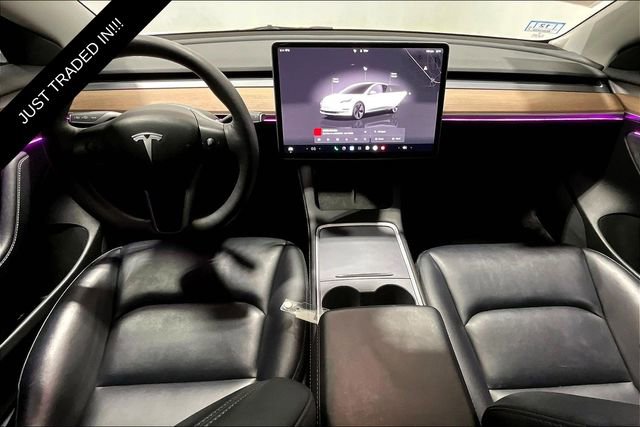 Used 2023 Tesla Model 3 Standard Range image 13