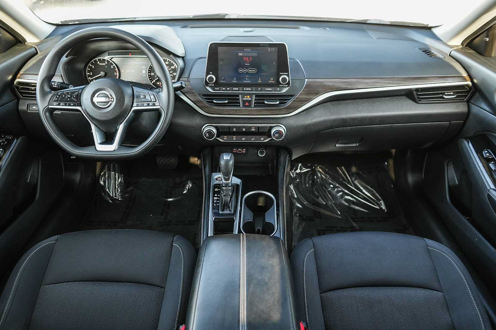 Used 2023 Nissan Altima 2.5 SV FWD image 12