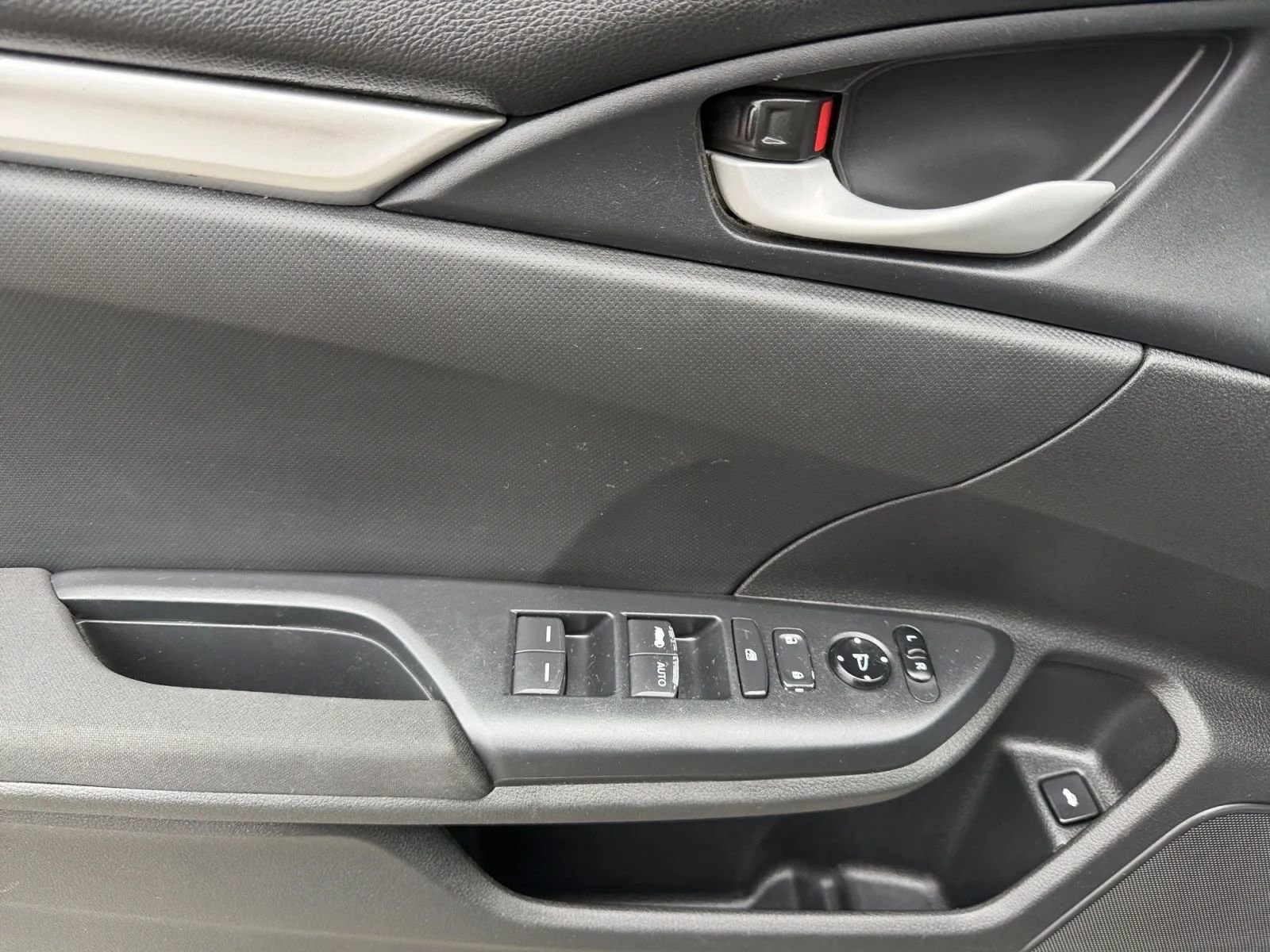 Used 2018 Honda Civic LX image 15