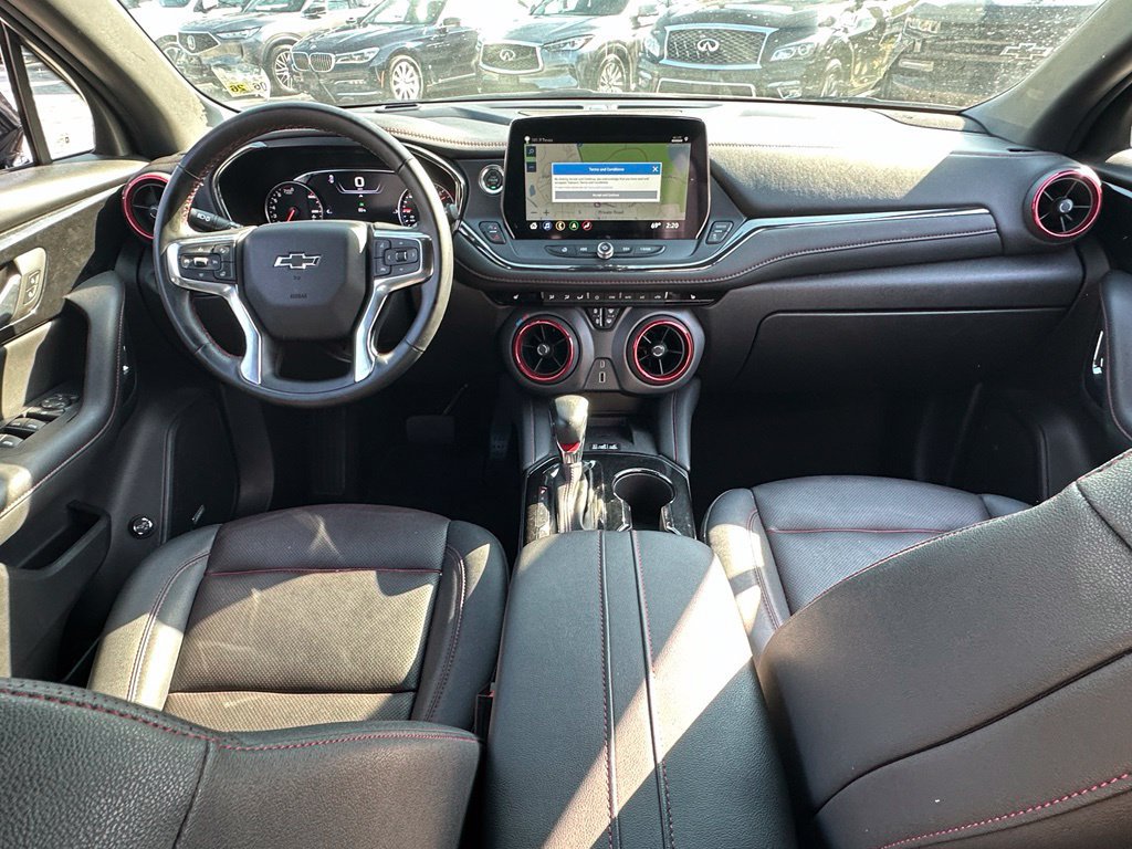 Used 2025 Chevrolet Blazer RS FWD image 16