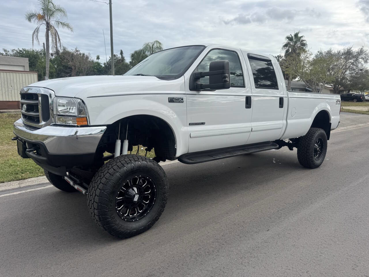 Used 2002 Ford F250 Lariat