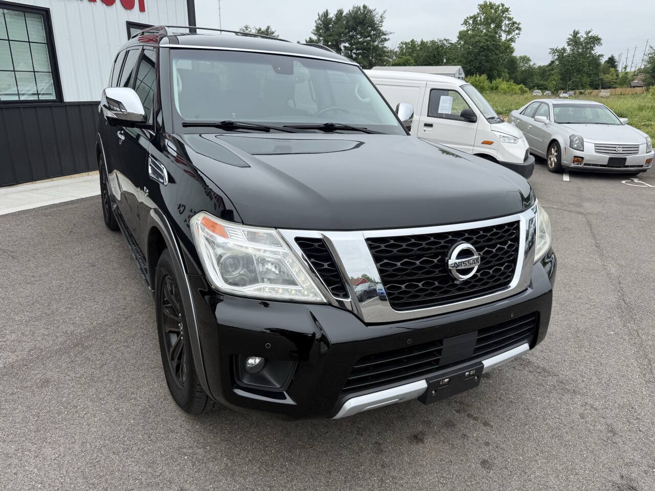 Used 2017 Nissan Armada Platinum w/ Interior Lighting Package AWD/4WD image 4