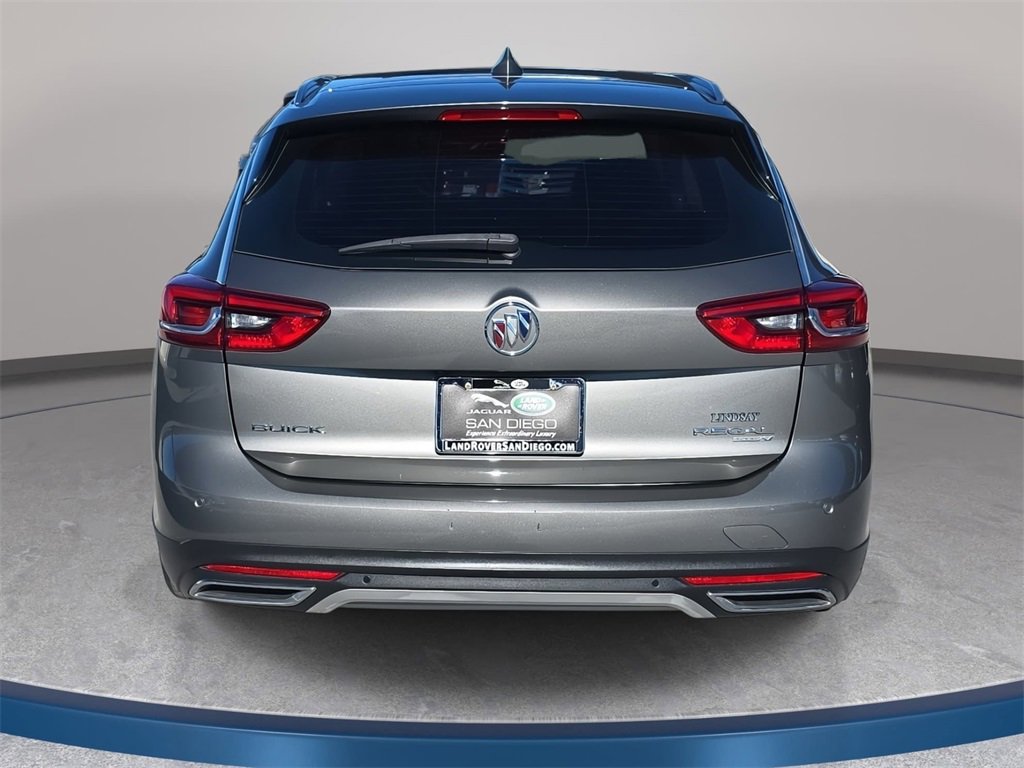 Used 2018 Buick Regal Essence w/ Driver Confidence Package #1 image 7