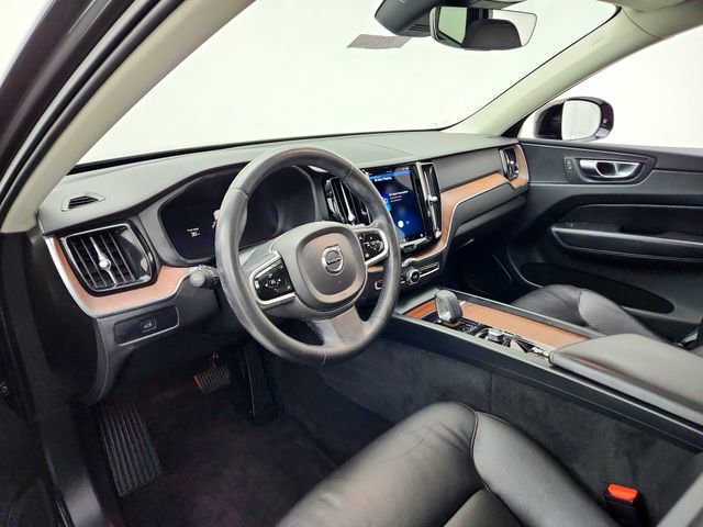 Certified 2023 Volvo XC60 B5 Plus w/ Climate Package image 16