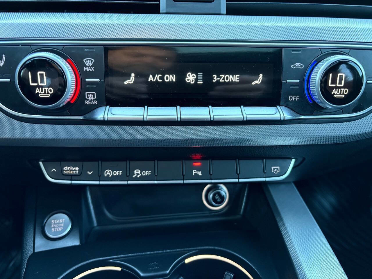 Used 2017 Audi A4 2.0T Premium Plus w/ Premium Plus Package image 16