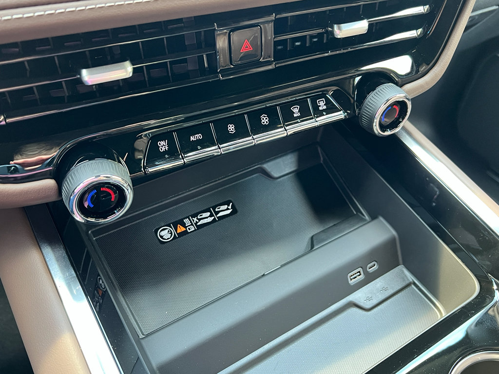 New 2026 Chevrolet Tahoe High Country w/ Sun And Tow Package image 17