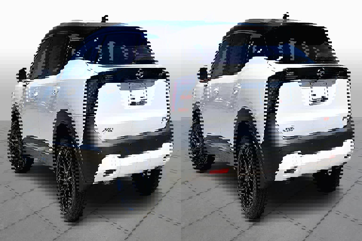 New 2026 Nissan Kicks SR w/ SR Premium Package image 7